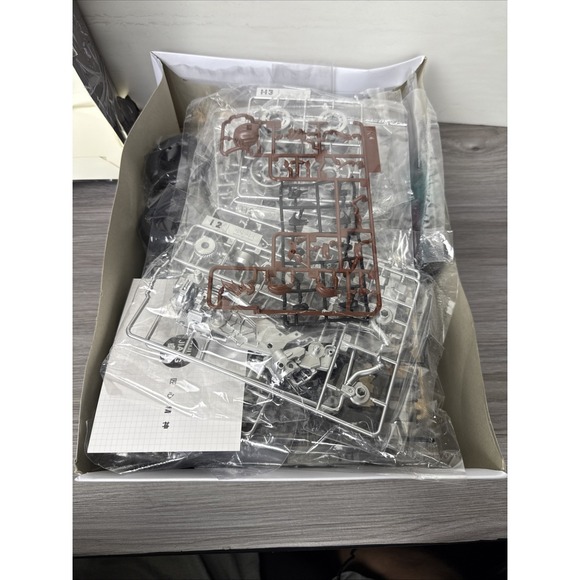 Pipigirl DC Cat Woman Motorcycle Model - The Dark Knight Trilogy MS Genuine - Picture 6 of 6